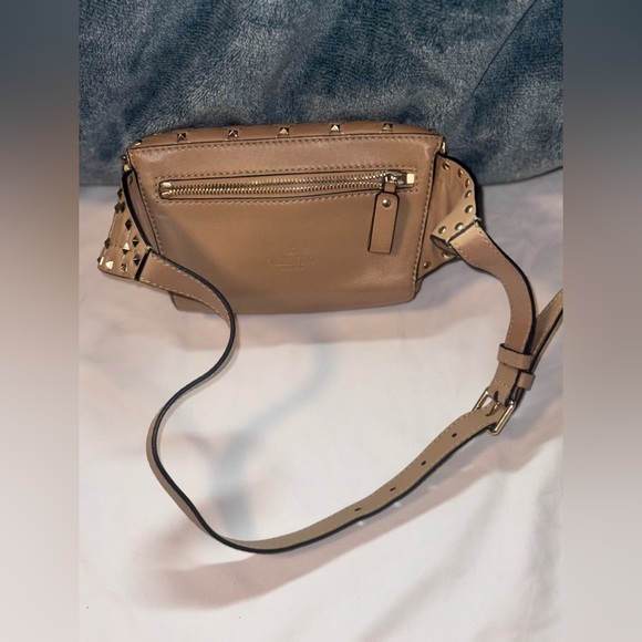VALENTINO GARAVANI PYRAMID STUD BELT BAG / FANNY PACK - Picture 6 of 15